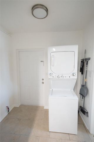 130 177TH TER W, Redington Shores, FL 33708