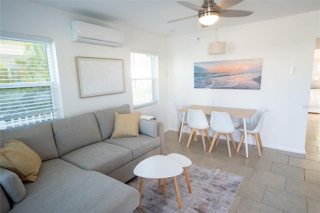 130 177TH TER W, Redington Shores, FL 33708