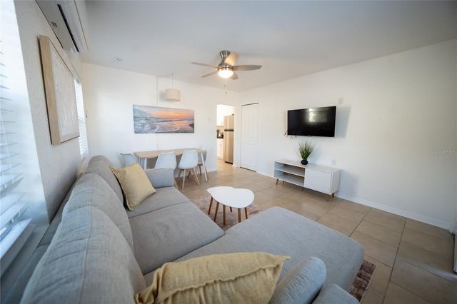 130 177TH TER W, Redington Shores, FL 33708