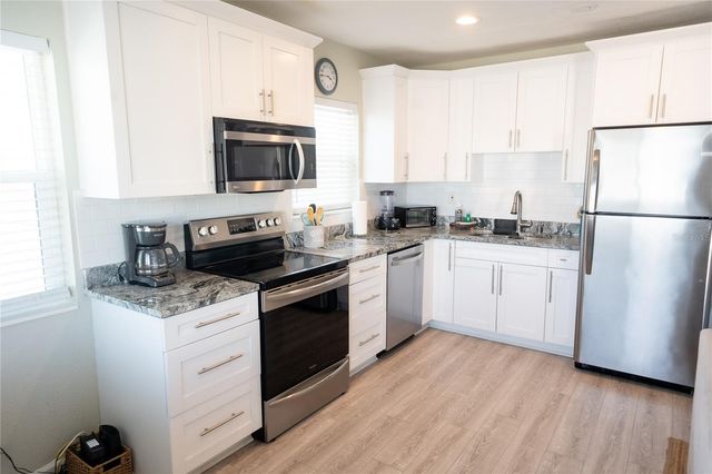 130 177TH TER W, Redington Shores, FL 33708