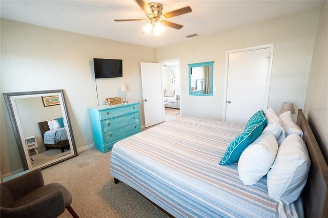 130 177TH TER W, Redington Shores, FL 33708