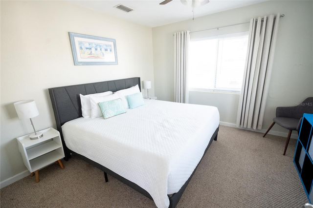 130 177TH TER W, Redington Shores, FL 33708