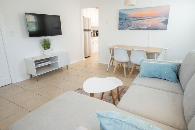 130 177TH TER W, Redington Shores, FL 33708