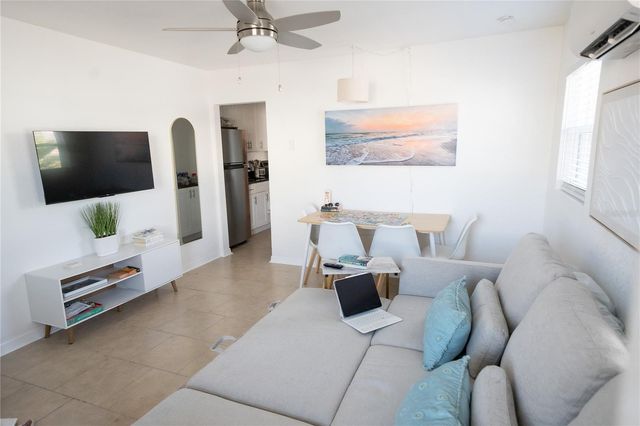 130 177TH TER W, Redington Shores, FL 33708