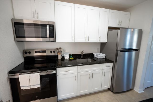 130 177TH TER W, Redington Shores, FL 33708