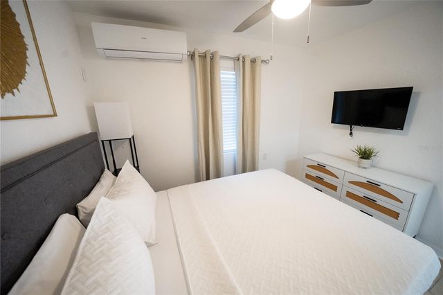 130 177TH TER W, Redington Shores, FL 33708