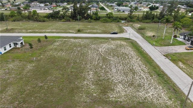2009 NW 2nd AVE, Cape Coral, FL 33993