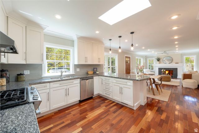 2011 E SHERIDAN RD, Salt Lake City, UT 84108