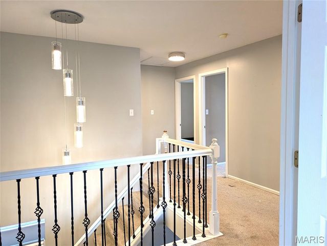9104 Cedarberry Circle, St Louis, MO 63123