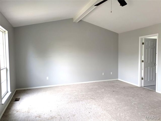 9104 Cedarberry Circle, St Louis, MO 63123