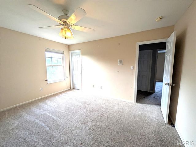 9104 Cedarberry Circle, St Louis, MO 63123