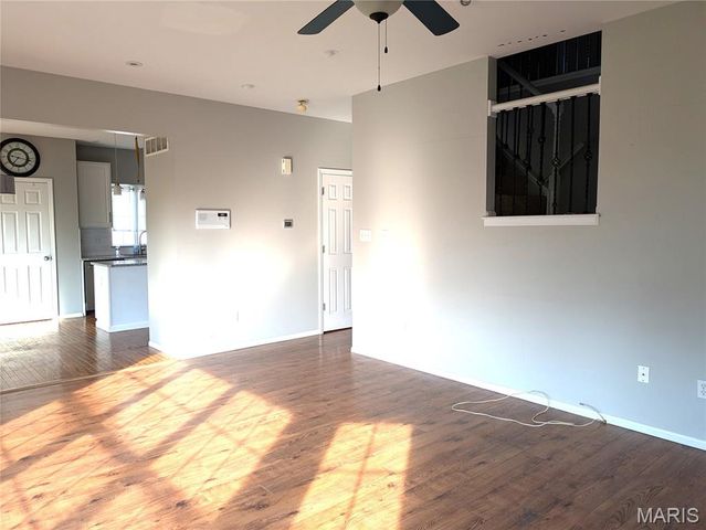 9104 Cedarberry Circle, St Louis, MO 63123