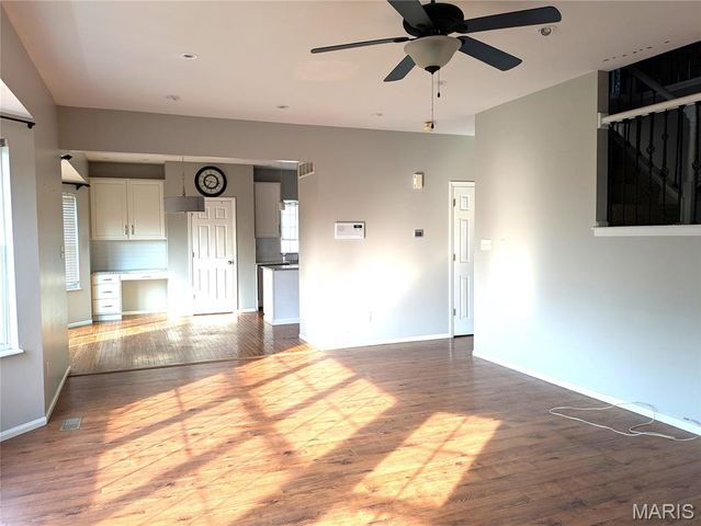 9104 Cedarberry Circle, St Louis, MO 63123
