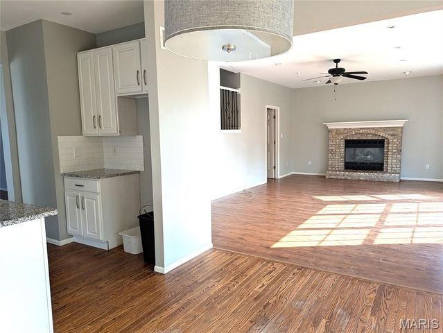 9104 Cedarberry Circle, St Louis, MO 63123