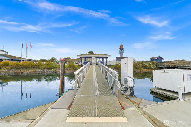 5422 Lasiandra, Blaine, WA 98230