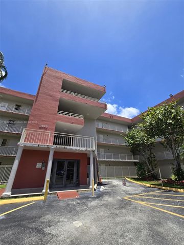 8425 NW 8th St 307, Miami, FL 33126