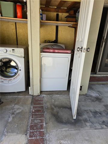 2646 Military, Los Angeles, CA 90064