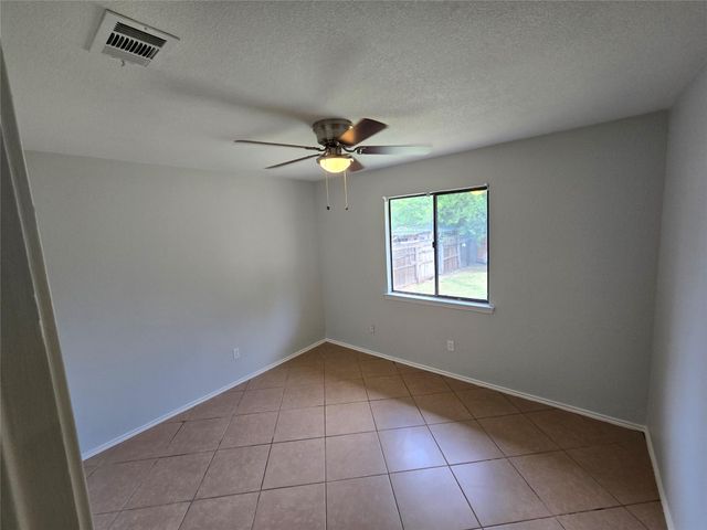 16308 Edgemere DR, Pflugerville, TX 78660
