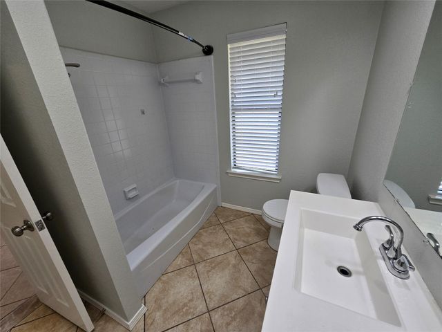 16308 Edgemere DR, Pflugerville, TX 78660