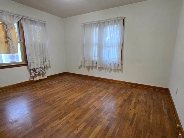 112 NE 13th Street, Abilene, KS 67410