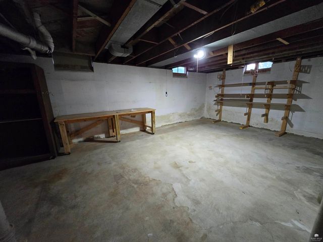 112 NE 13th Street, Abilene, KS 67410