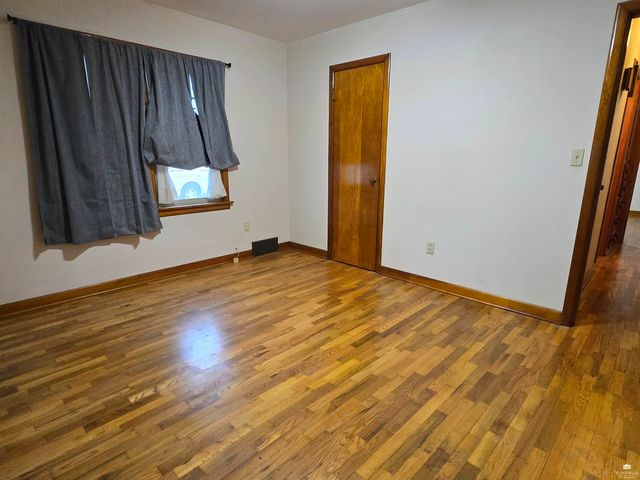 112 NE 13th Street, Abilene, KS 67410