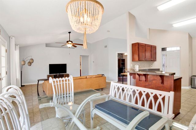 5117 Chinook Ave, Pensacola, FL 32507