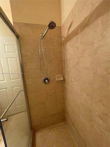 10417 SW 231st Ter 10417, Miami, FL 33190