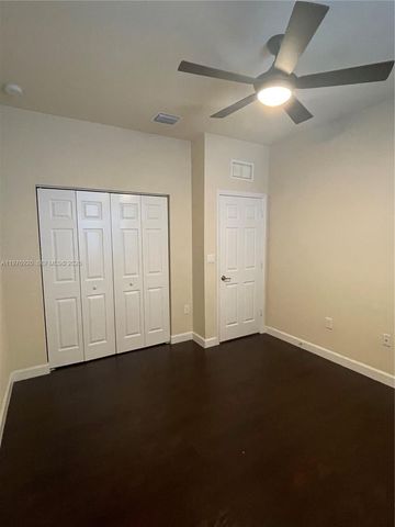 10417 SW 231st Ter 10417, Miami, FL 33190