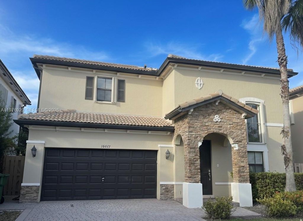 10417 SW 231st Ter 10417, Miami, FL 33190