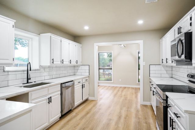 1202 Bayshore Drive, Rockwall, TX 75087