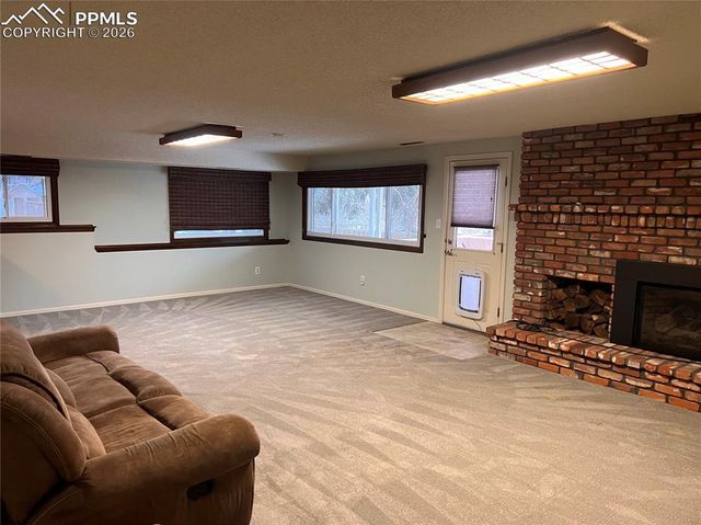 2432 Zane Circle, Colorado Springs, CO 80909