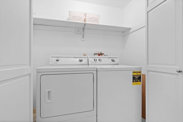 3 Vintage Way, Franklin, MA 02038