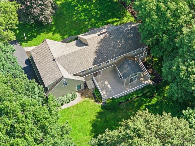 3 Vintage Way, Franklin, MA 02038
