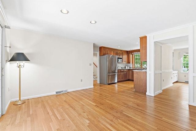 3 Vintage Way, Franklin, MA 02038