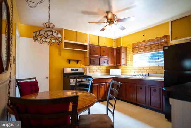 1600 CLARIDGE AVE, Baltimore, MD 21227