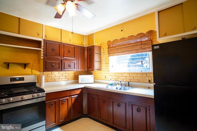 1600 CLARIDGE AVE, Baltimore, MD 21227