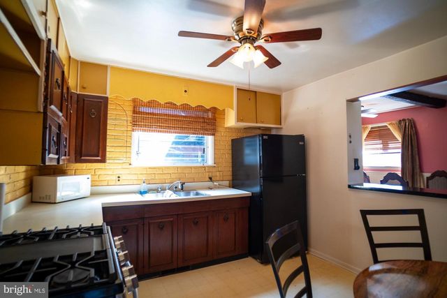1600 CLARIDGE AVE, Baltimore, MD 21227