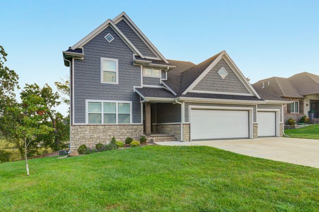 855 E Ashford Avenue, Nixa, MO 65714