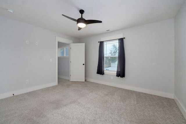 855 E Ashford Avenue, Nixa, MO 65714