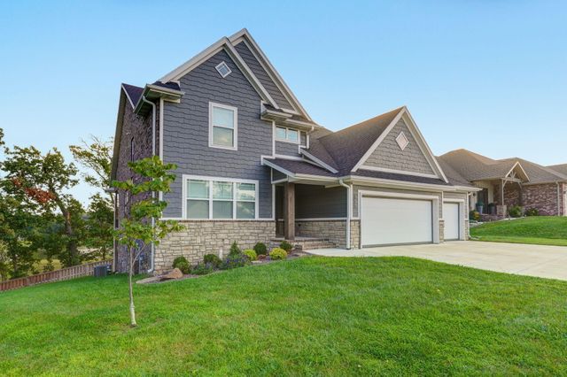 855 E Ashford Avenue, Nixa, MO 65714