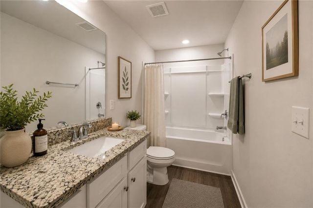 105 Vickers Point Drive, Fairburn, GA 30213