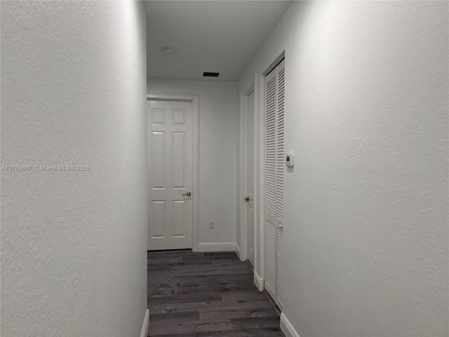 9840 NW 86th Ter, Doral, FL 33178