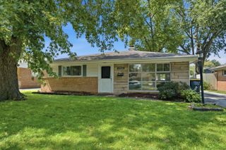 17922 Oakwood Avenue, Lansing, IL 60438