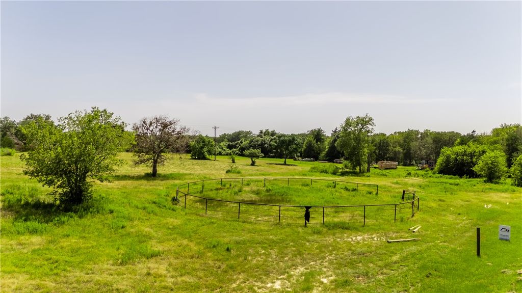 778 Lazy Bar S Road, Somerville, TX 77879 — photo 2