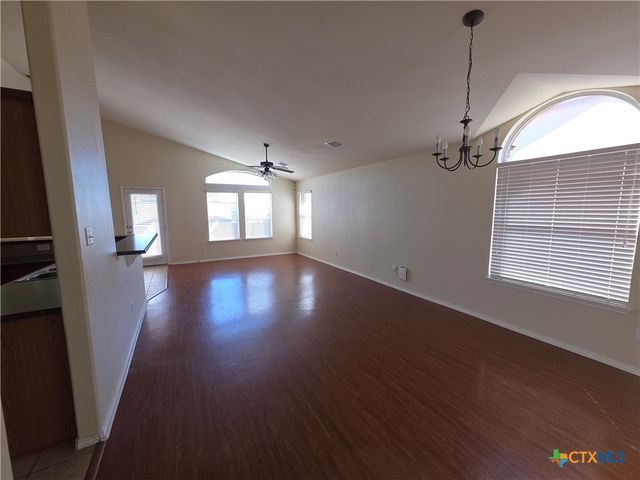 2302 Griffin Drive, Copperas Cove, TX 76522