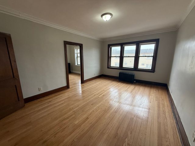 6829 21st Street 2E, Berwyn, IL 60402