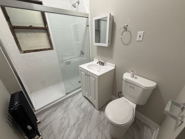 6829 21st Street 2E, Berwyn, IL 60402