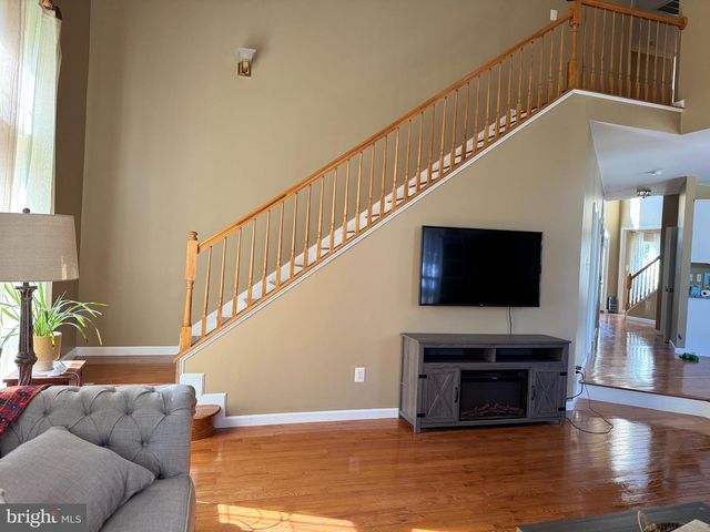 23601 WHITE PEACH CT, Gaithersburg, MD 20882