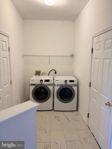 23601 WHITE PEACH CT, Gaithersburg, MD 20882